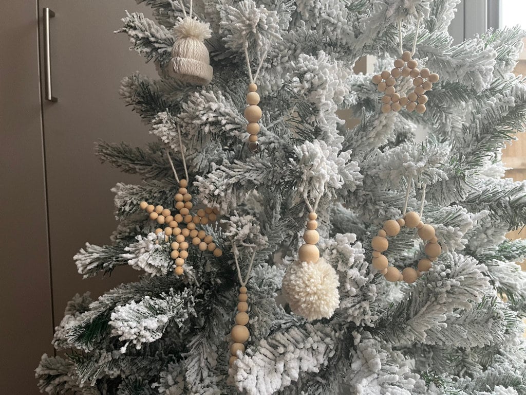Set of 3 Wooden Bead Icicle Bauble | Scandi tree decoration | minimal Christmas | bead tree decor | snowflake bead tree decoration